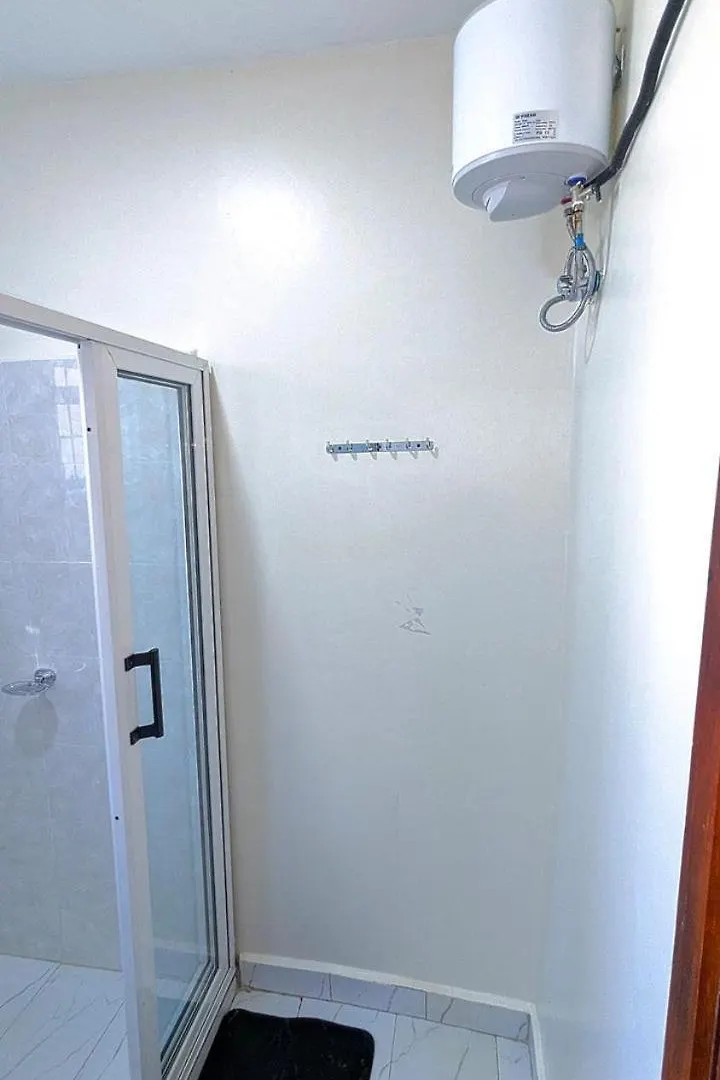 Munyonyo Spacious 2Bedroom Apartment Kampala 0*,